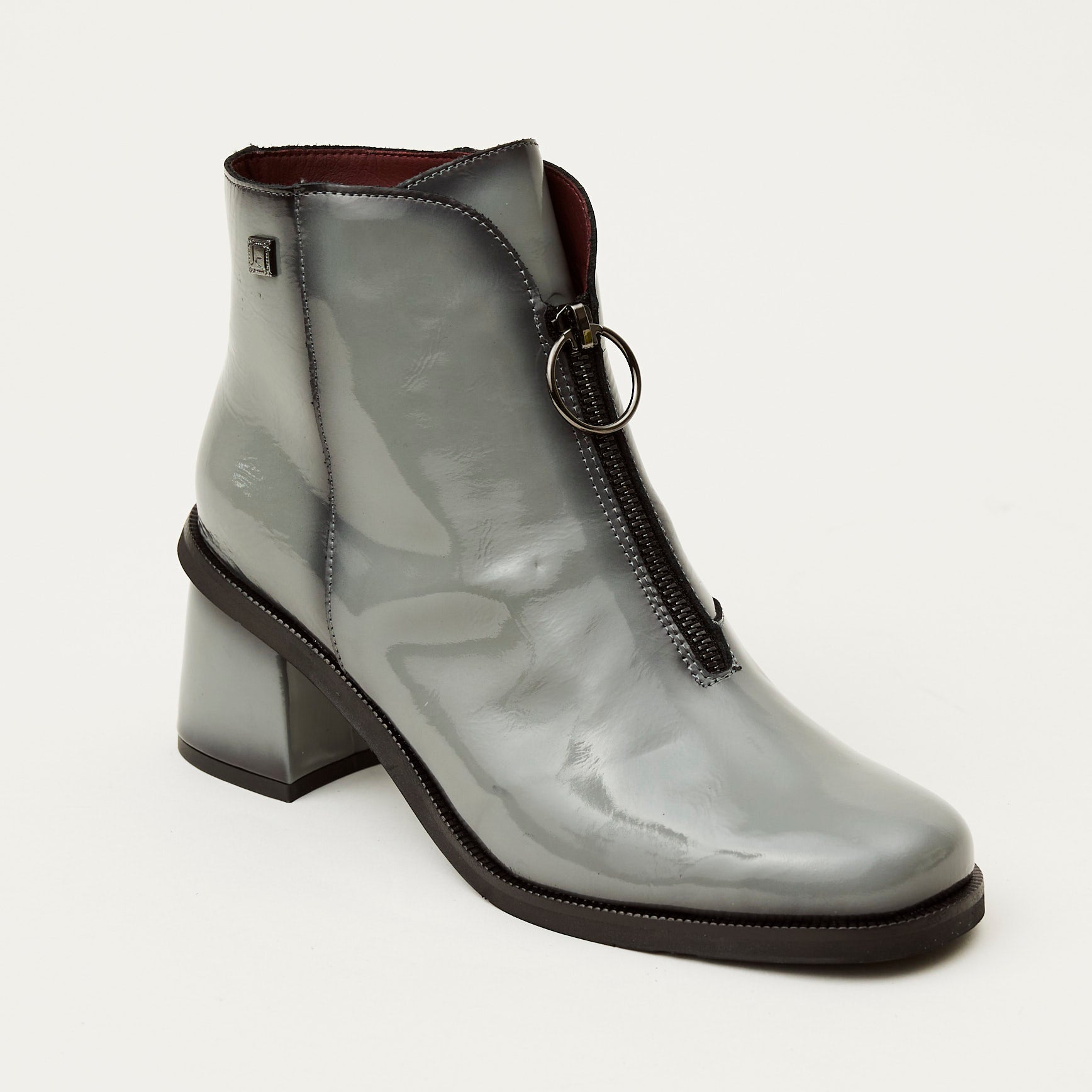 Jose Saenz Grey Patent Leather Ankle Boots | Shop online @ Nozomi