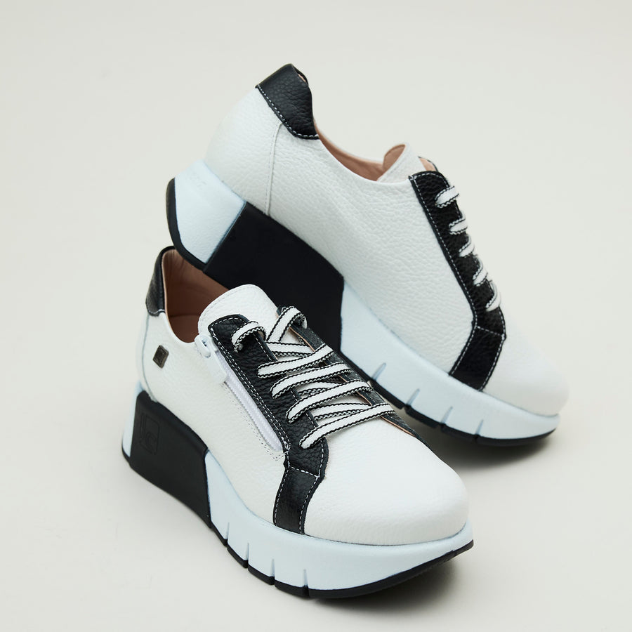 Jose Saenz Black & White Bowling Style Shoes - Nozomi