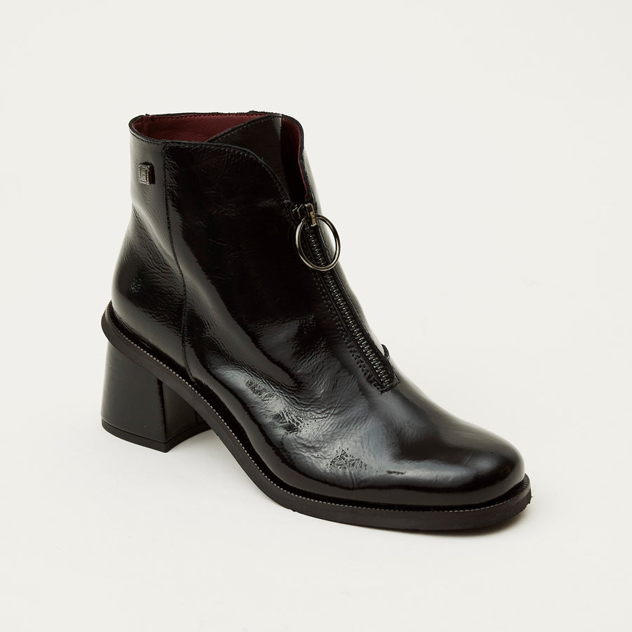 Jose Saenz Black Patent Leather Ankle Boots - Nozomi