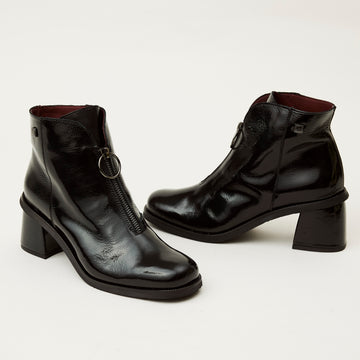 Jose Saenz Black Patent Leather Ankle Boots - Nozomi
