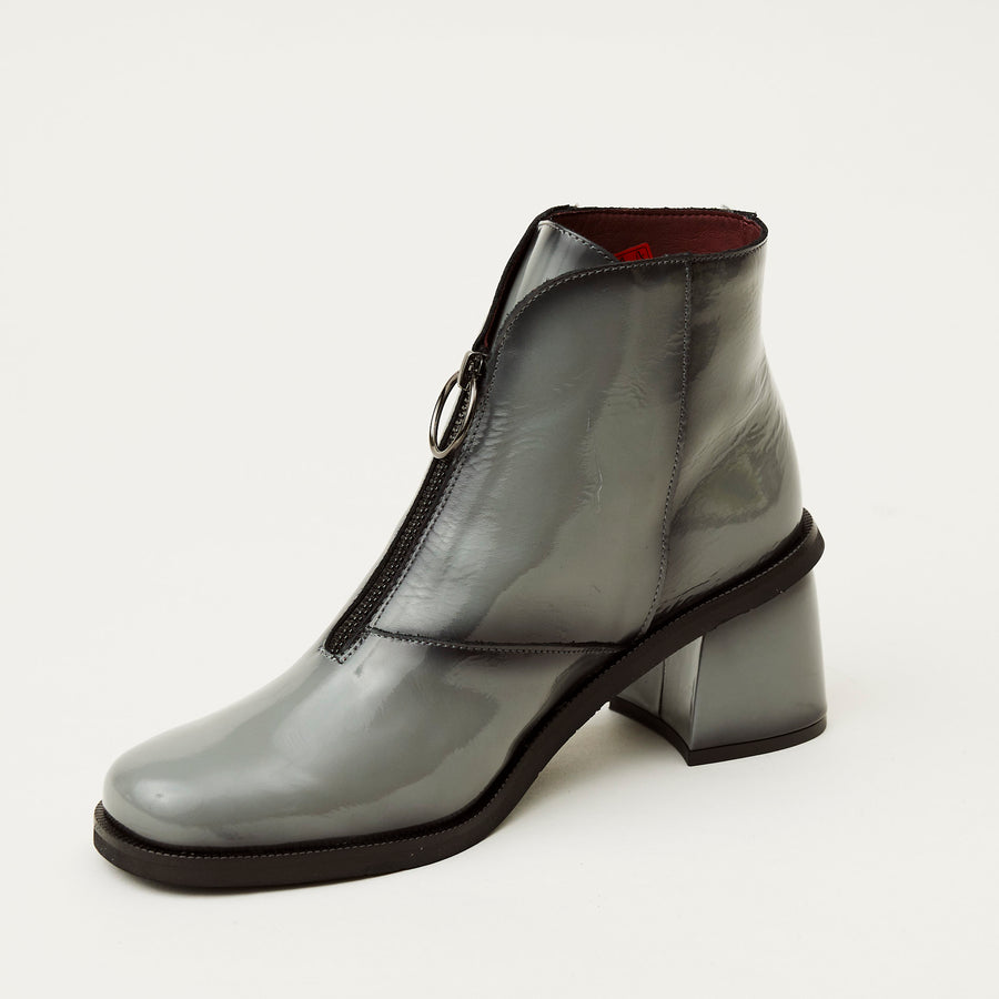 Jose Saenz Grey Patent Leather Ankle Boots - Nozomi