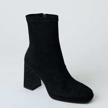Lodi Black Over Ankle Stretch Boots