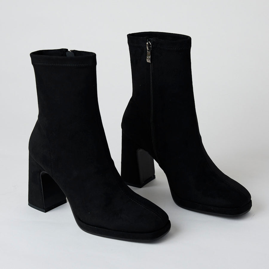 Lodi Black Over Ankle Stretch Boots