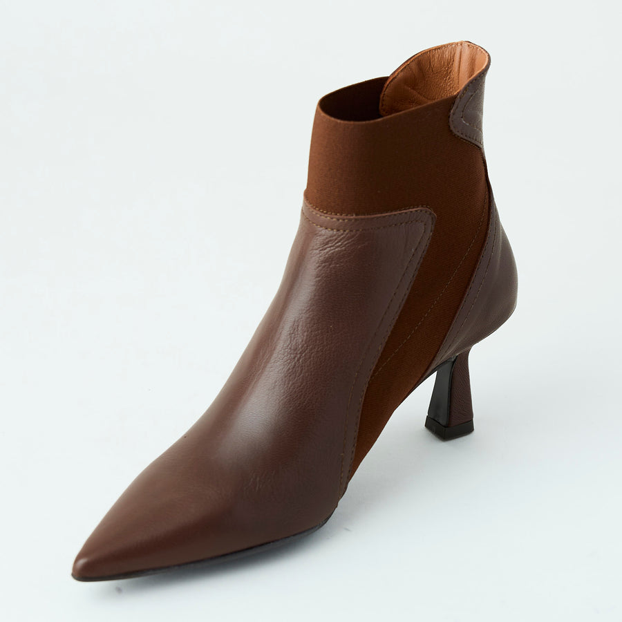 Marian Ginger Leather Ankle Boots - Nozomi