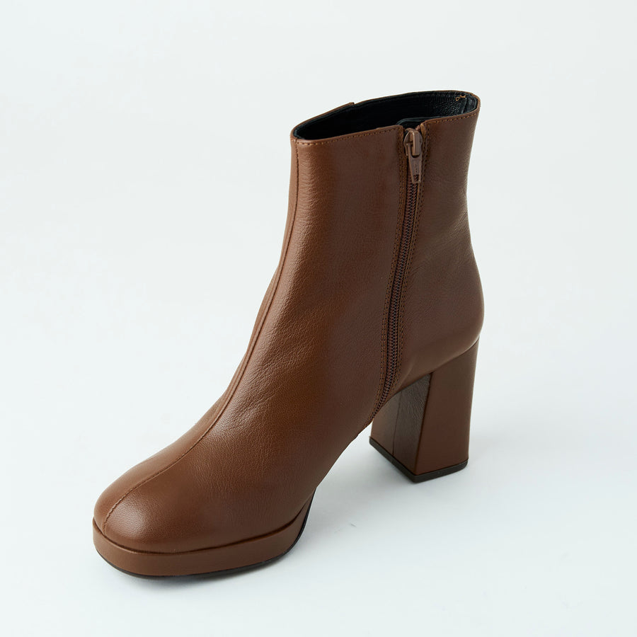 Marian Tan Leather Ankle Boots - Nozomi