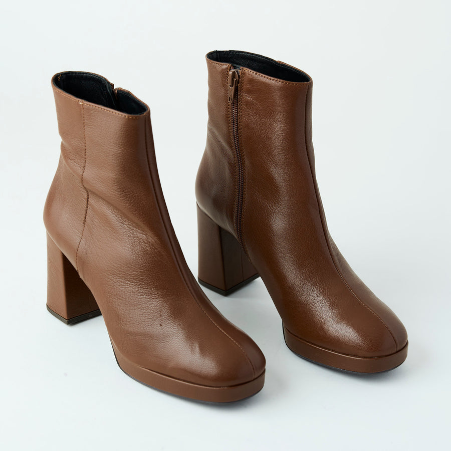 Marian Tan Leather Ankle Boots - Nozomi