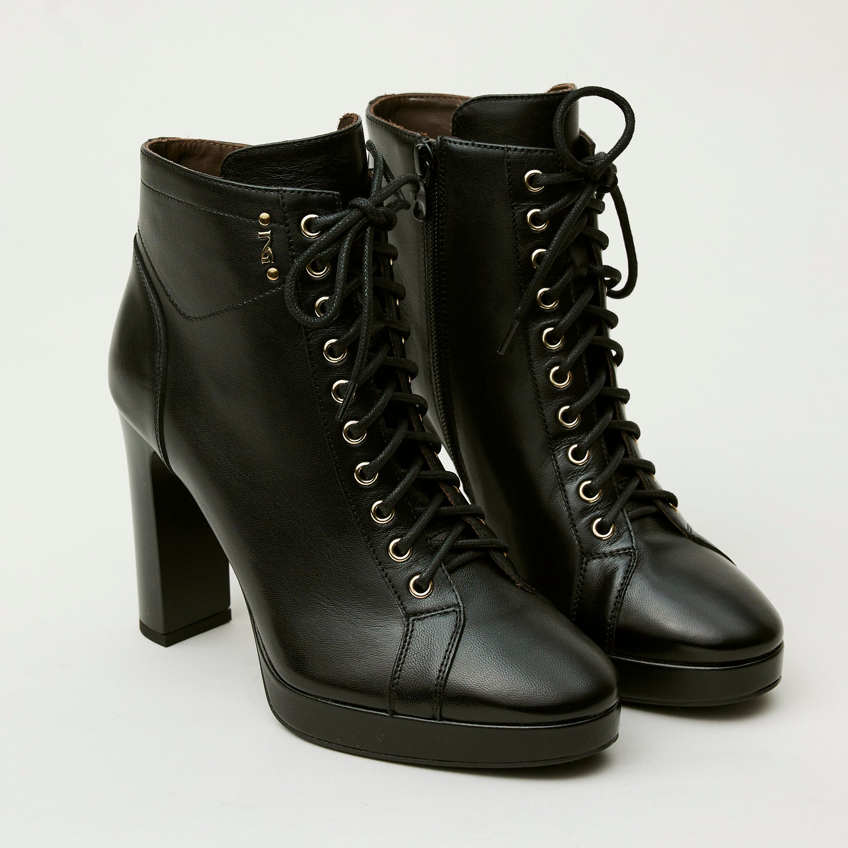NeroGiardini Black Leather High Heeled Lace-Up Ankle Boots