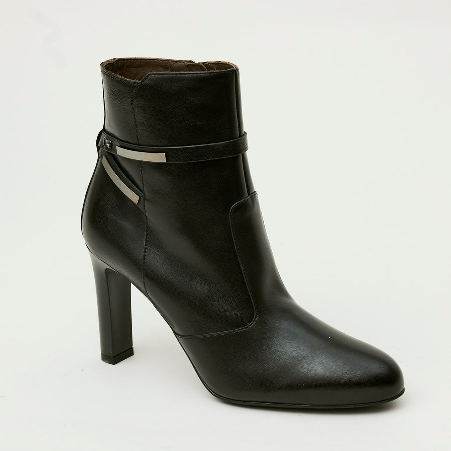 NeroGiardini Black Leather High Heeled Ankle Boots - Nozomi