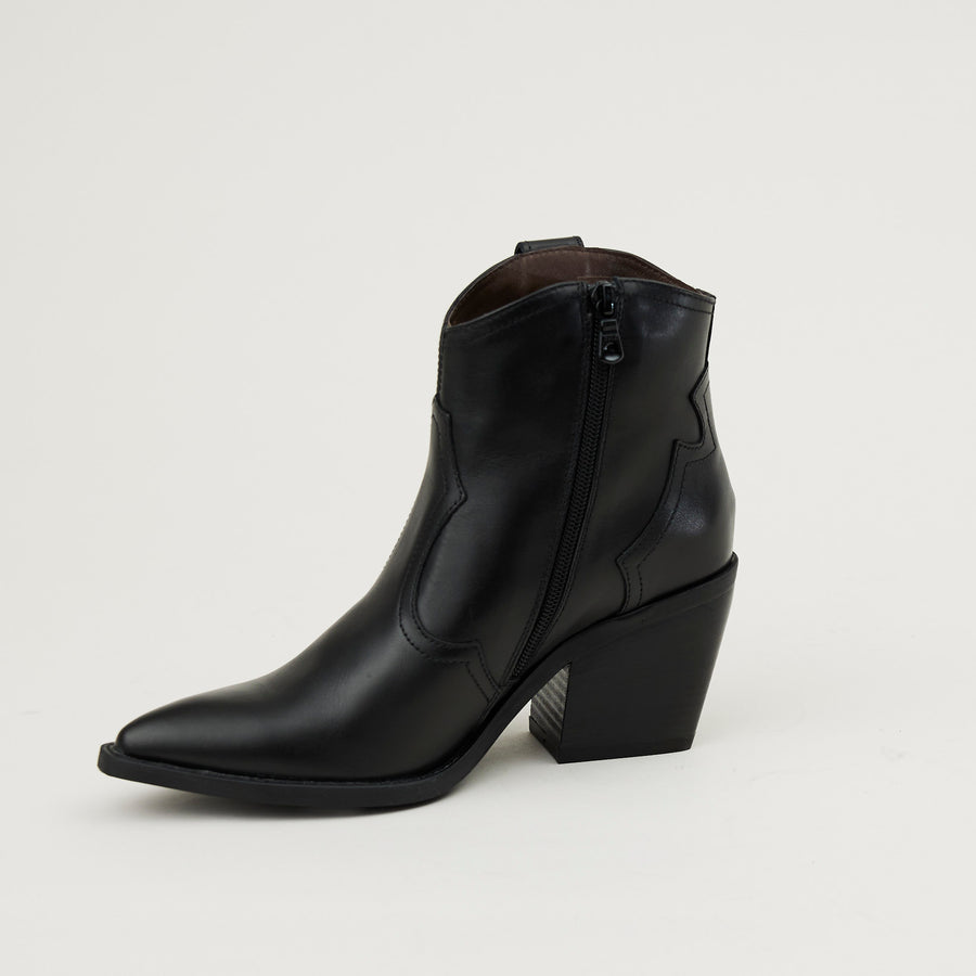 NeroGiardini Leather Western Ankle Boots - Nozomi