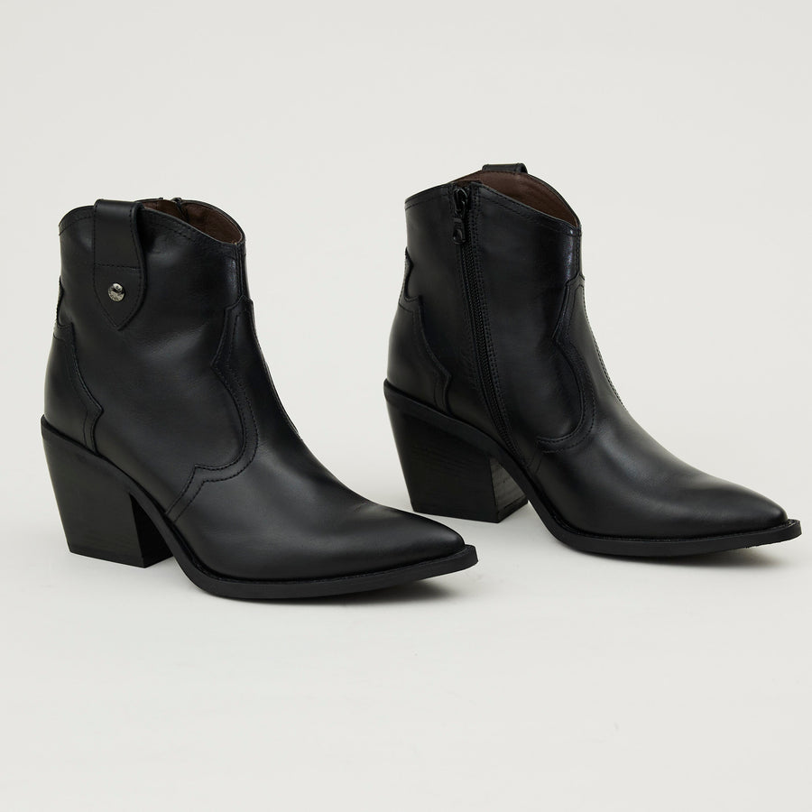 NeroGiardini Leather Western Ankle Boots - Nozomi