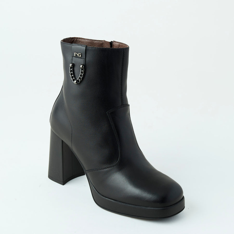 NeroGiardini Black Leather High Heeled Ankle Boots - Nozomi
