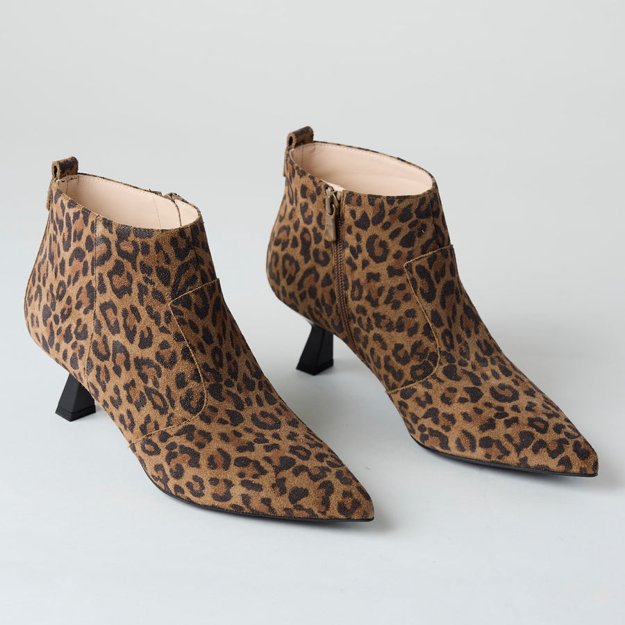 NeroGiardini Leopard Suede Leather Ankle Boots - Nozomi