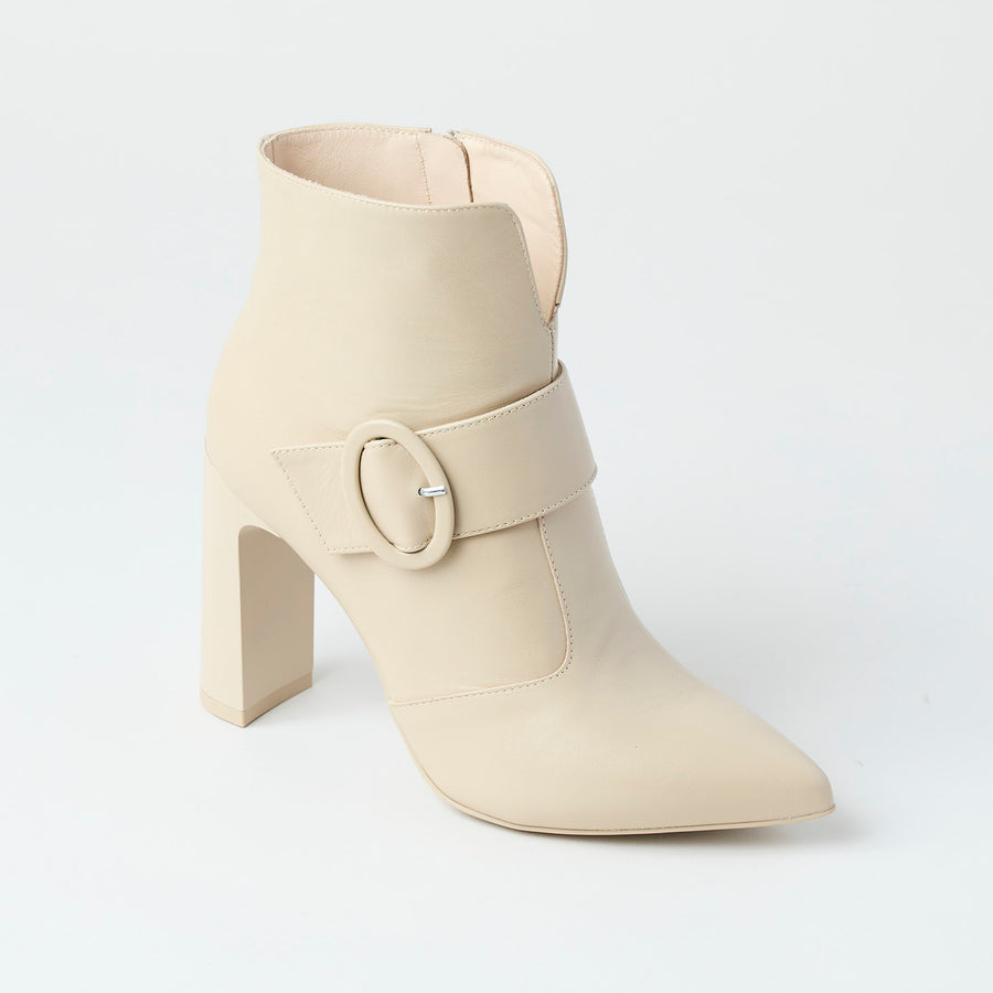 NeroGiardini Cream Leather High Heeled Ankle Boots