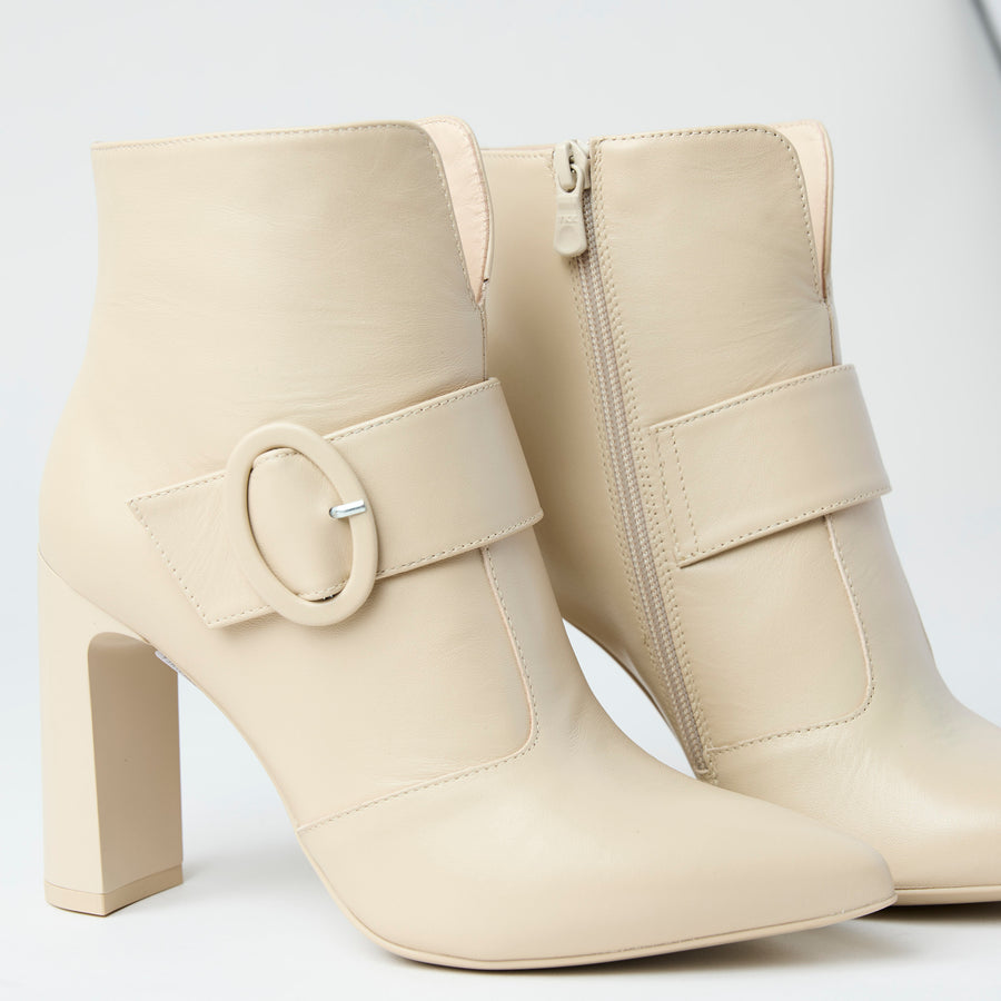 NeroGiardini Cream Leather High Heeled Ankle Boots
