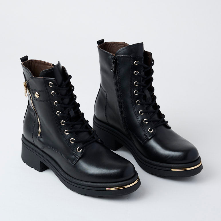 NeroGiardini Black Leather Military Style Boots - Nozomi