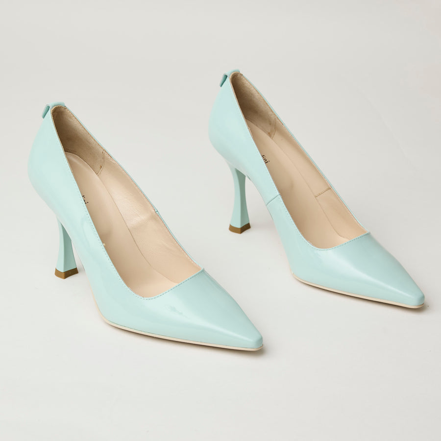 NeroGiardini Aqua Nude Patent Leather Court Shoes - Nozomi