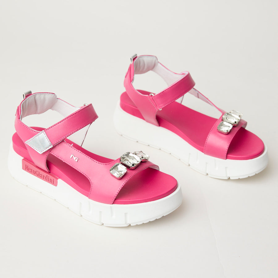 NeroGiardini Hot Pink Leather Flatform Sandals - Nozomi