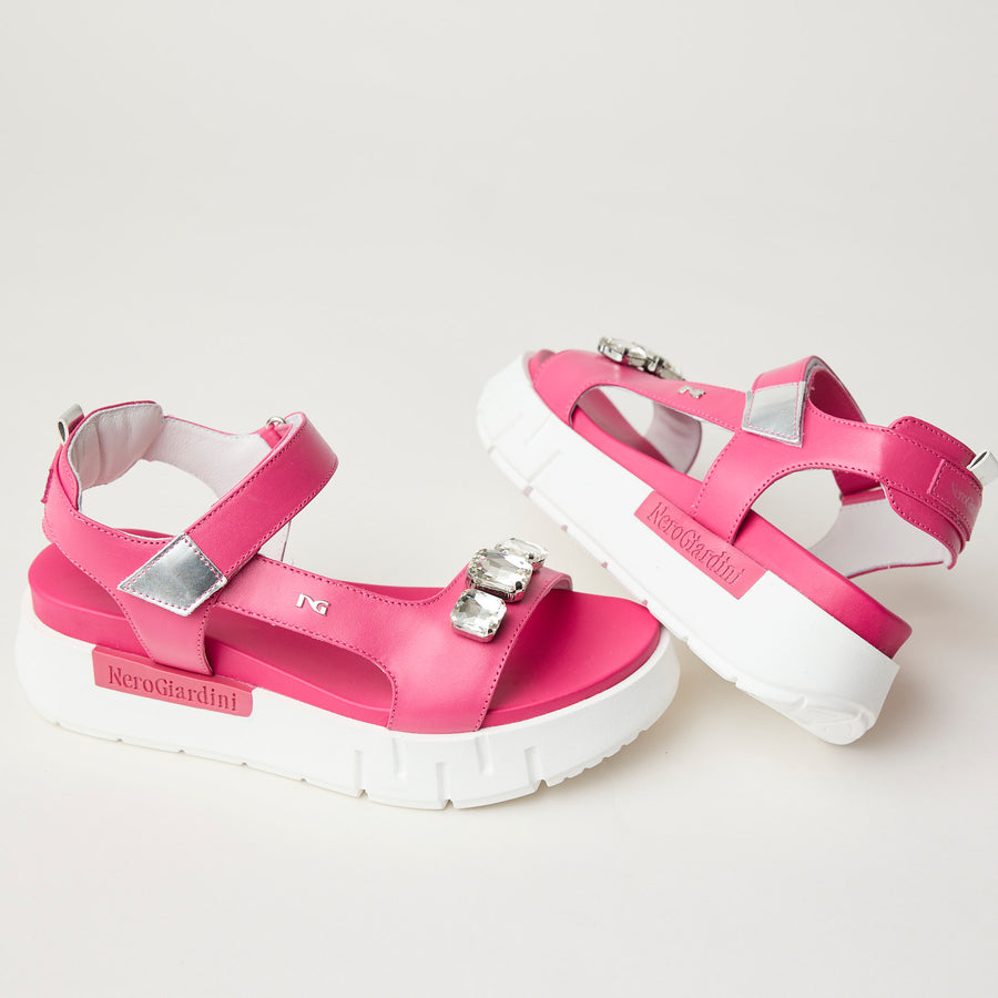 NeroGiardini Hot Pink Leather Flatform Sandals - Nozomi