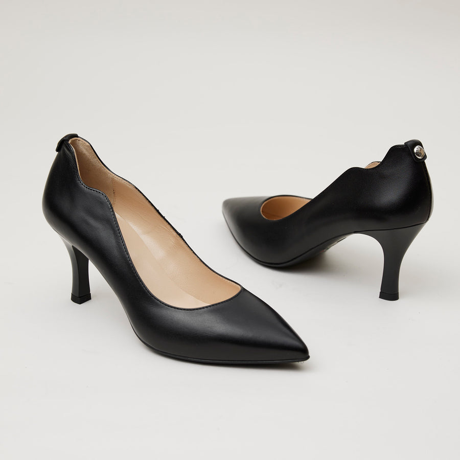 NeroGiardini Black Leather Court Shoes - Nozomi