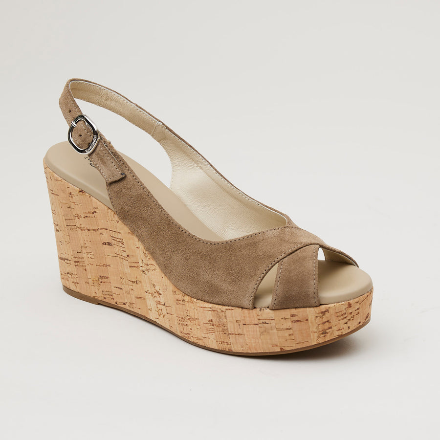 NeroGiardini Beige Suede Sandals - Nozomi