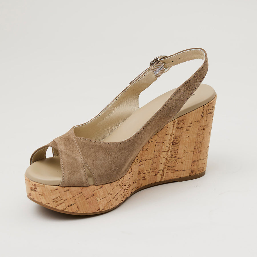 NeroGiardini Beige Suede Sandals - Nozomi