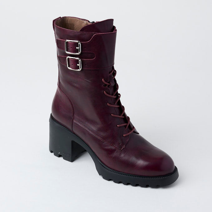 Wonders Wine Leather Biker Style Boots - Nozomi
