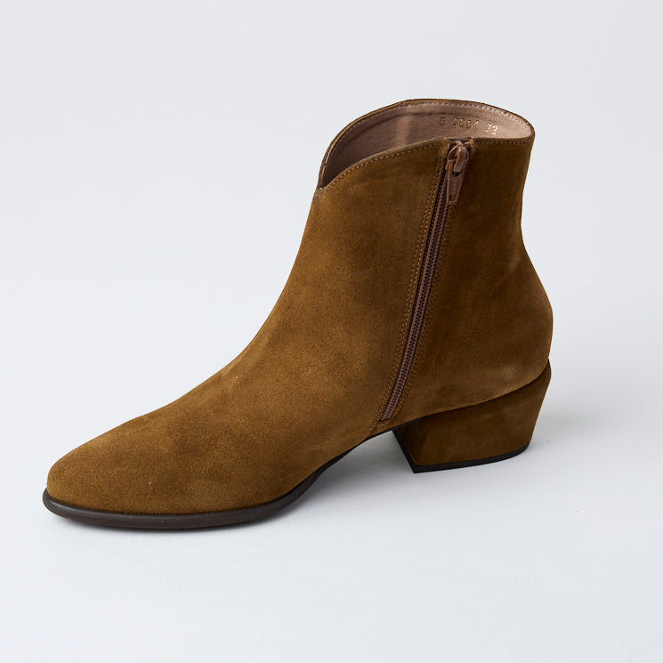 Wonders Tan Suede Leather Ankle Boots - Nozomi
