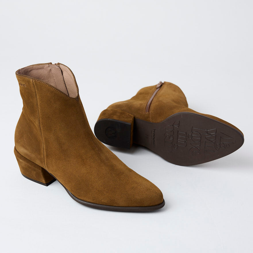 Wonders Tan Suede Leather Ankle Boots - Nozomi