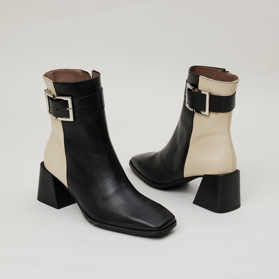 Wonders Black and Cream Leather Ankle Boots - Nozomi