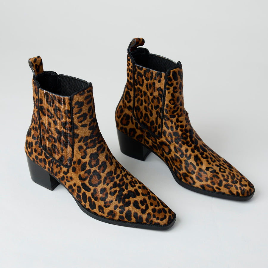 Pedro Anton Leopard Ankle Boots - Nozomi