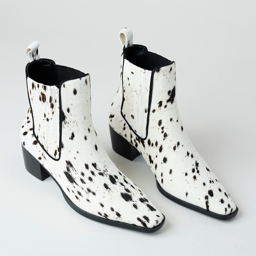 Pedro Anton Snow Leopard Ankle Boots - Nozomi
