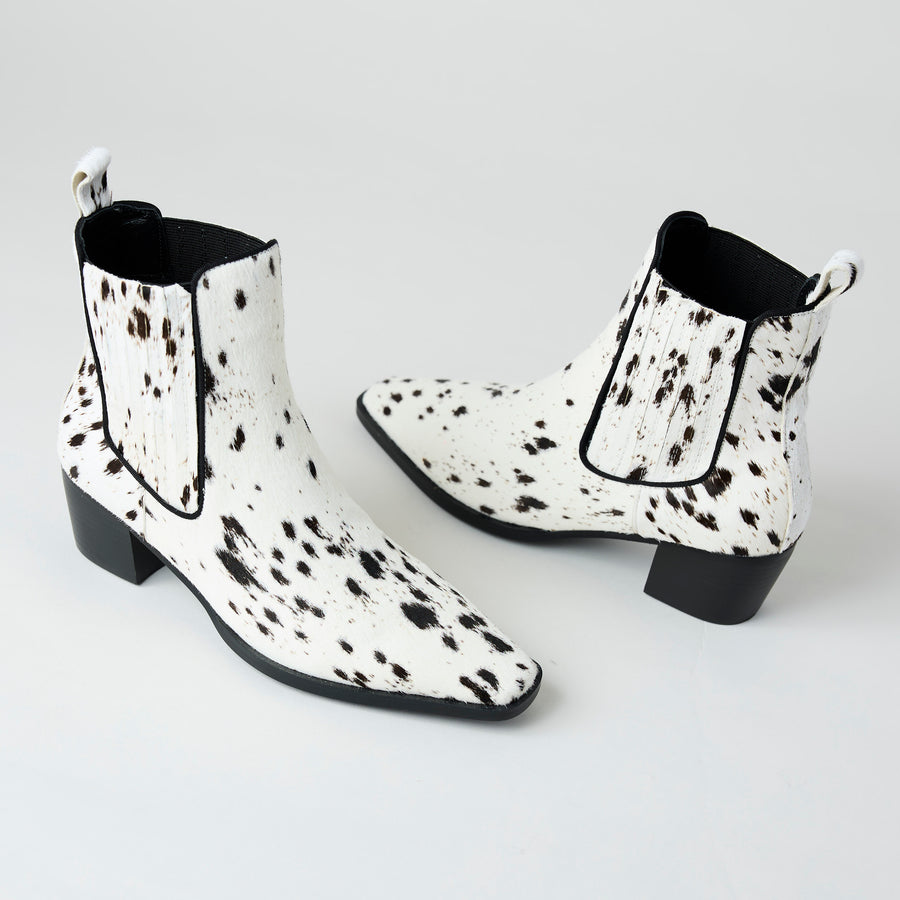 Pedro Anton Snow Leopard Ankle Boots - Nozomi