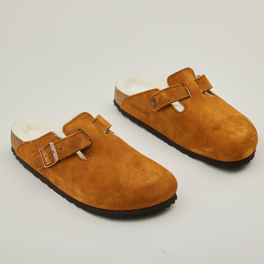 Birkenstock Tan Suede Shearling Clogs - Nozomi