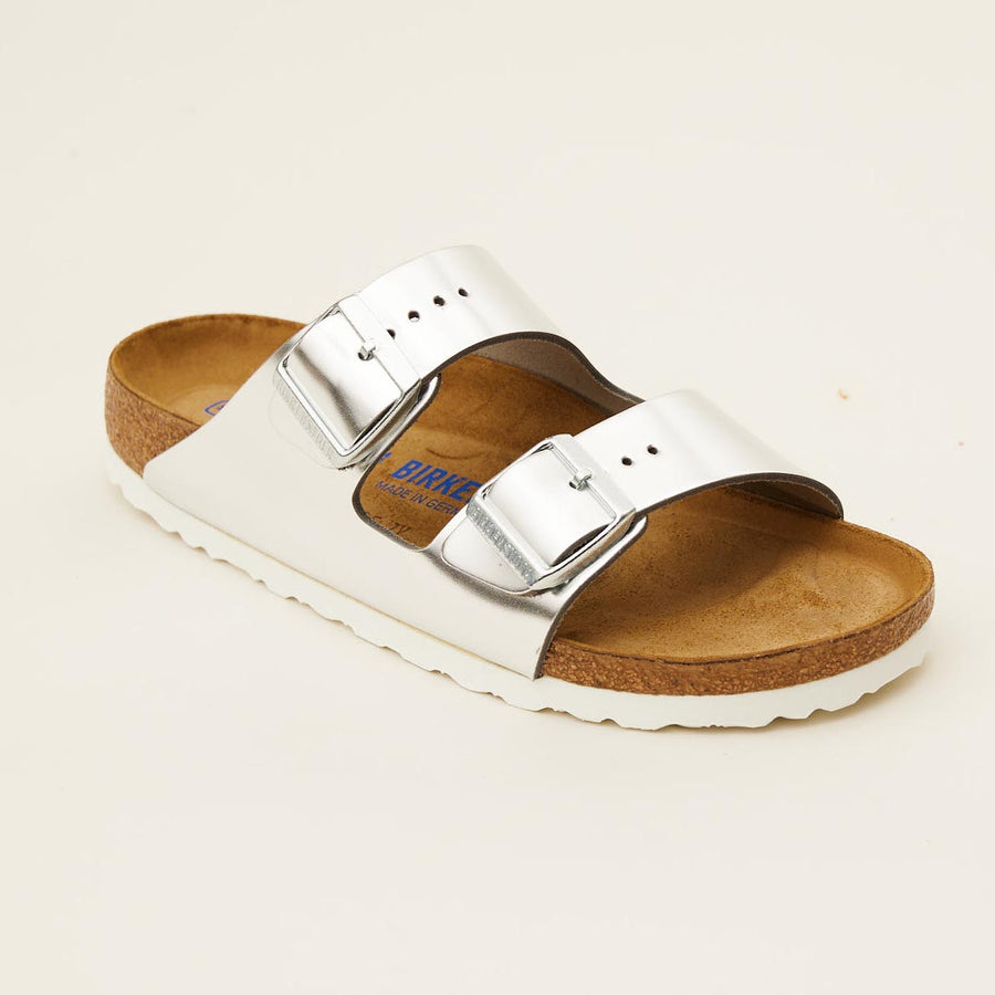 Birkenstock Arizona Metallic Silver Sandals - Nozomi