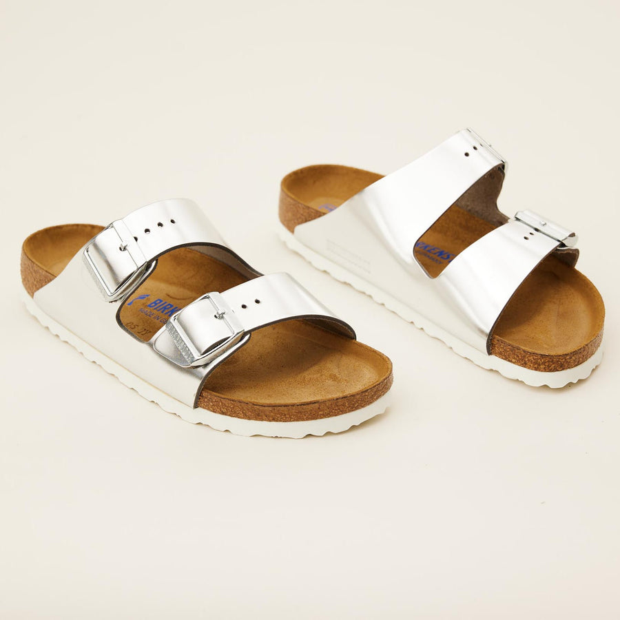 Birkenstock Arizona Metallic Silver Sandals - Nozomi