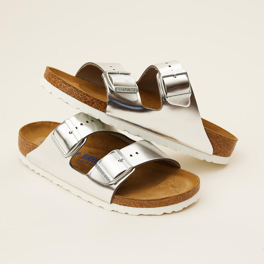 Birkenstock Arizona Metallic Silver Sandals - Nozomi