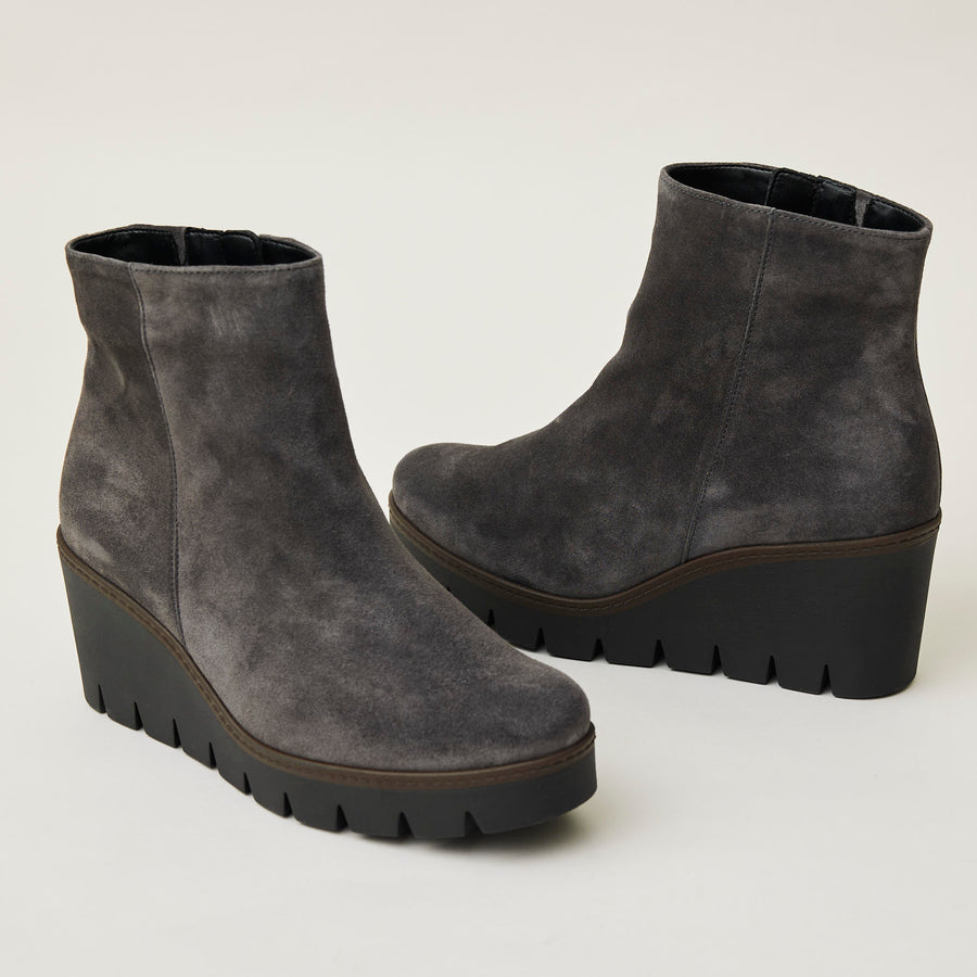 Gabor Grey Suede Ankle Boots - Nozomi