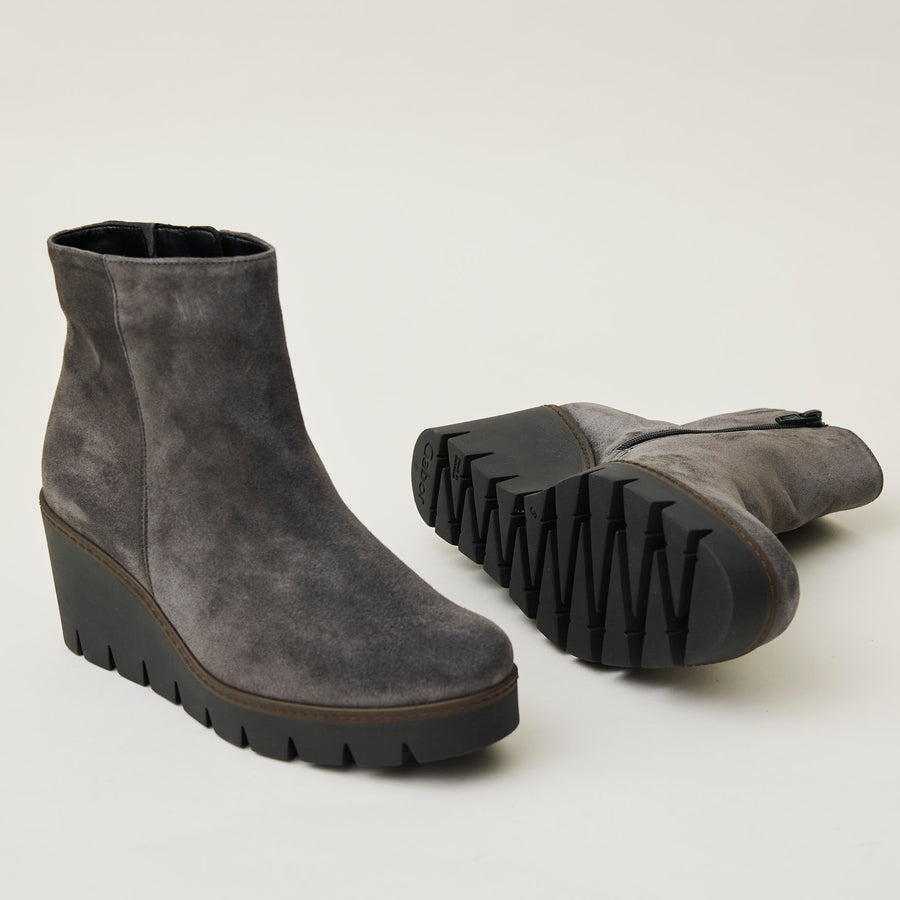 Gabor Grey Suede Ankle Boots - Nozomi