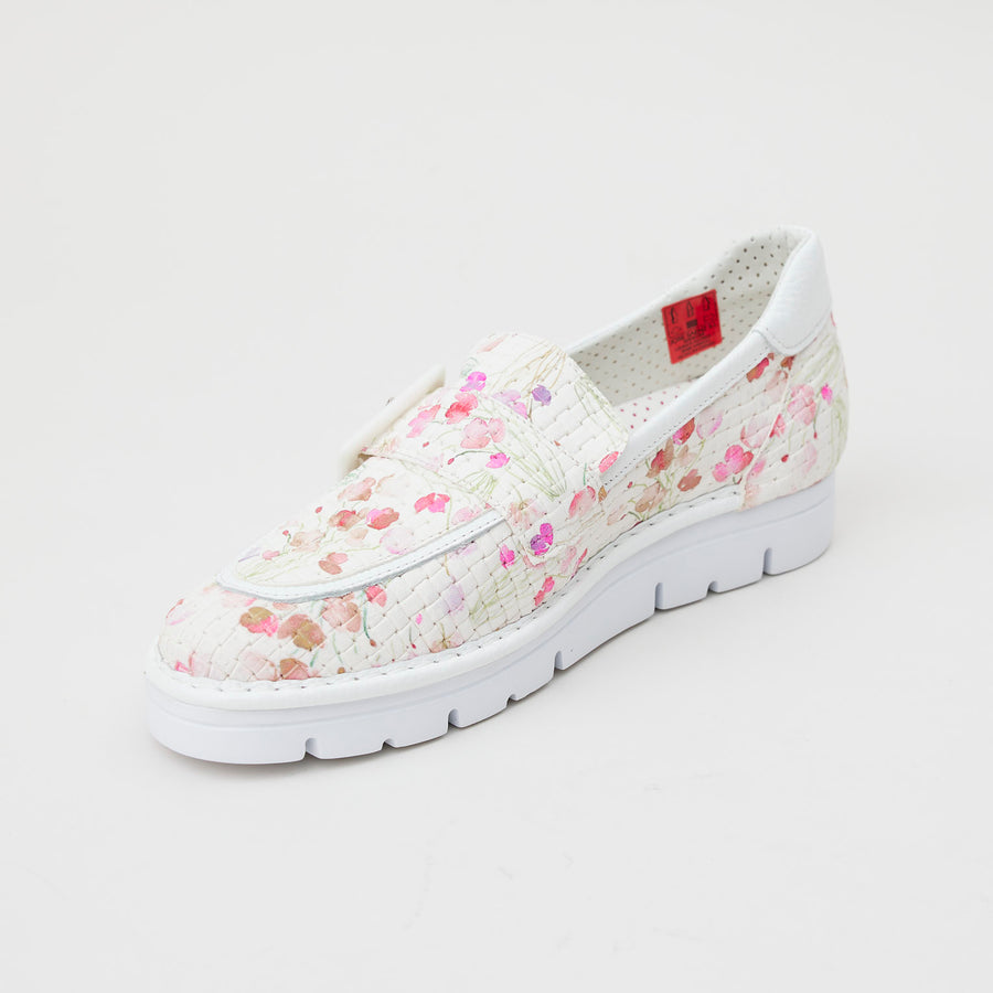 Jose Saenz Floral Leather Loafers - Nozomi