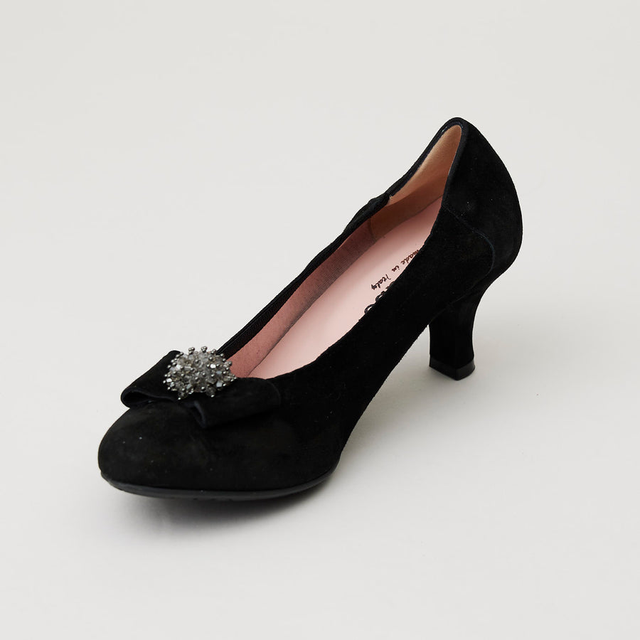 Le Babe Black Suede Kitten Heel Pumps | Shop online @ Nozomi