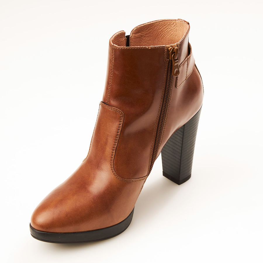 NeroGiardini Tan Ankle Boot - nozomishoes.ie