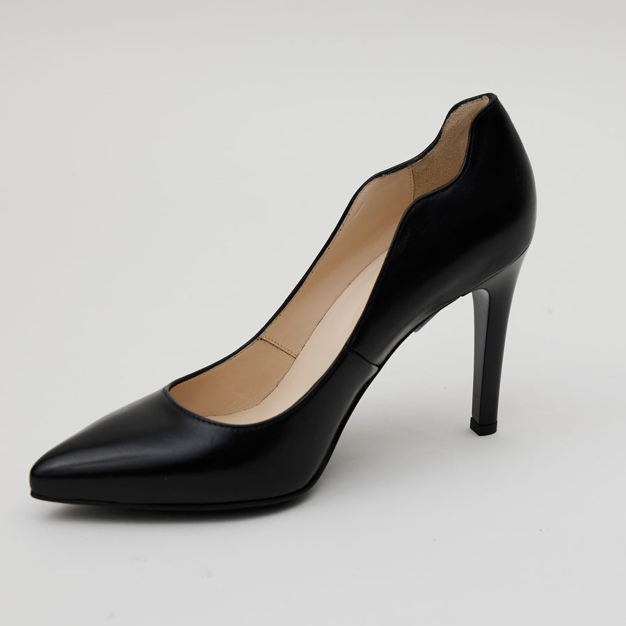 NeroGiardini Black Leather Court Shoes - Nozomi