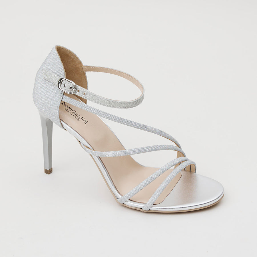 NeroGiardini Silver Glitter Leather Sandals - Nozomi