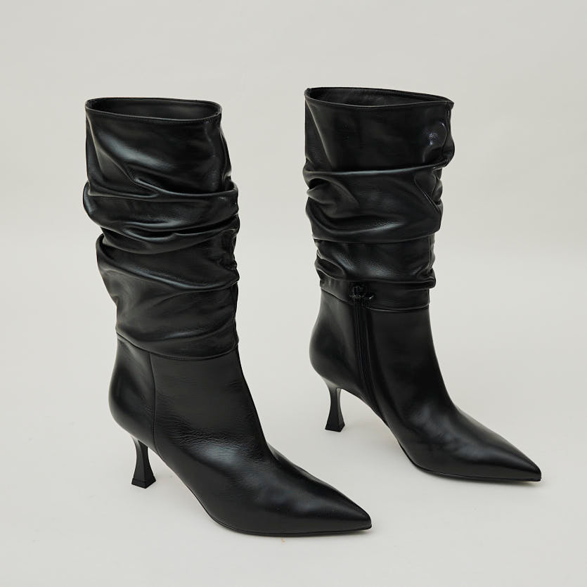 NeroGiardini Black Leather Slouch Boots - Nozomi