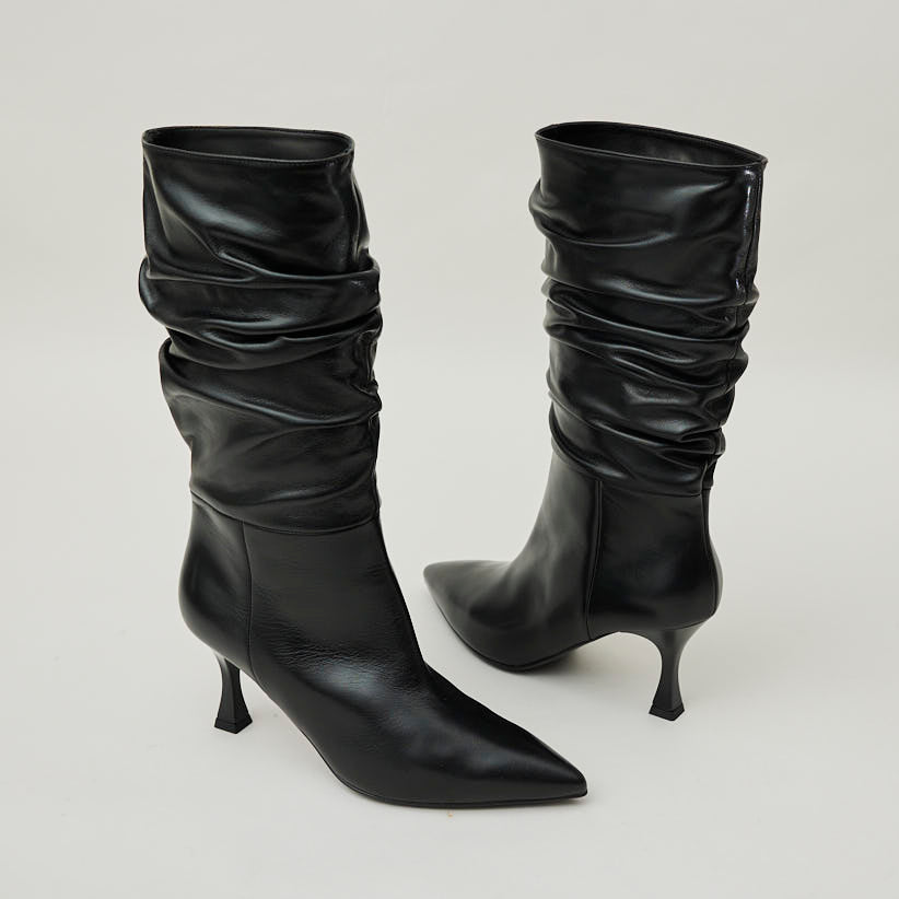 NeroGiardini Black Leather Slouch Boots - Nozomi