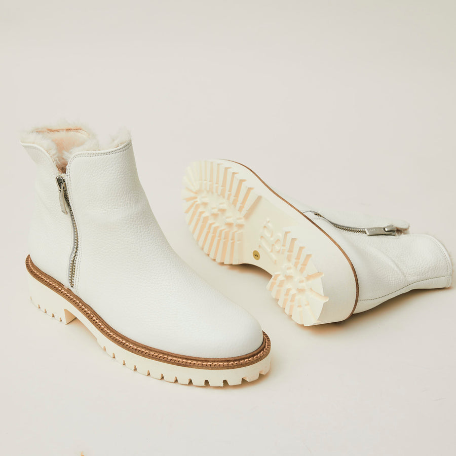 Paul Green Winter White Leather Chelsea Boots - Nozomi