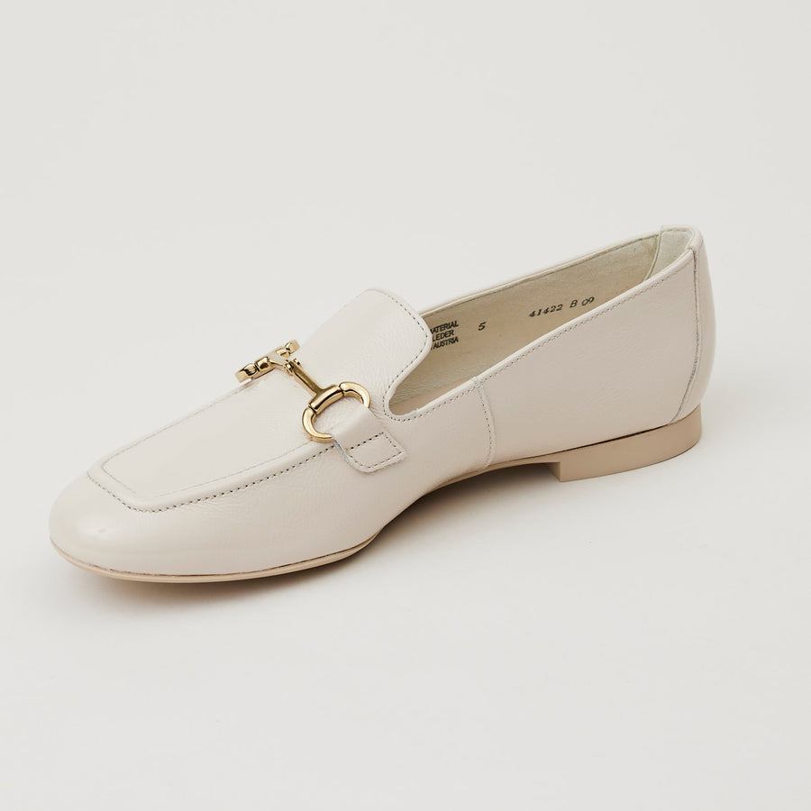 Paul Green Cream Patent Leather Loafers - Nozomi