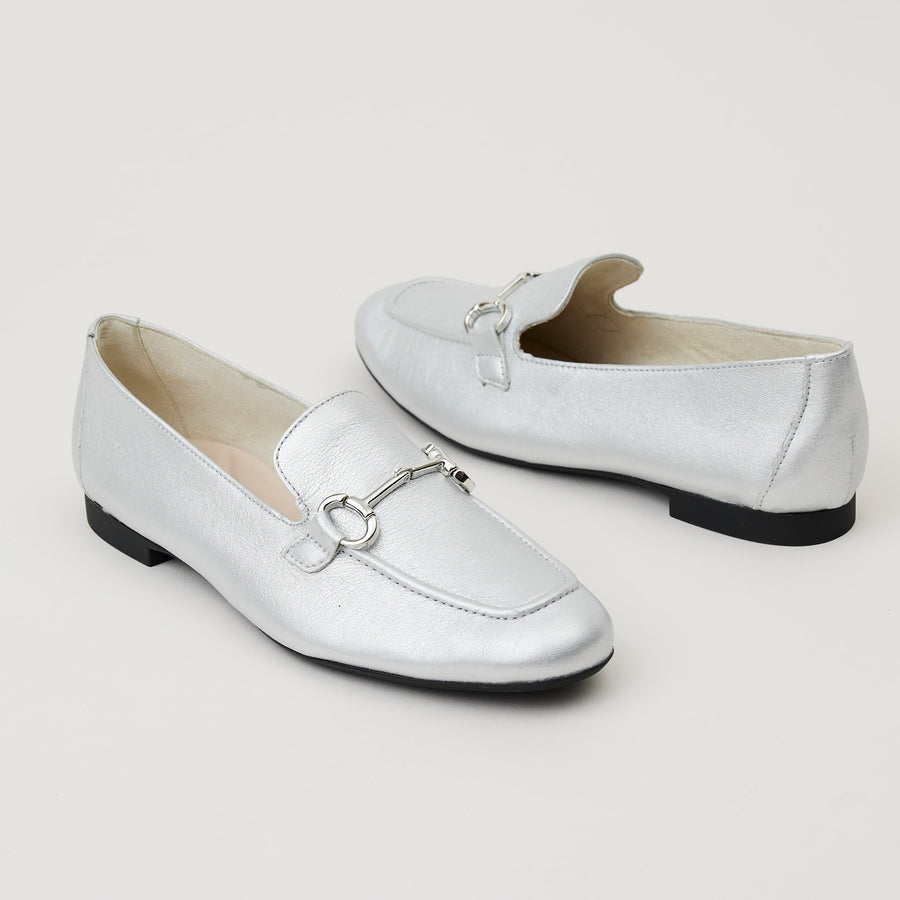 Paul Green White Silver Leather Loafers - Nozomi