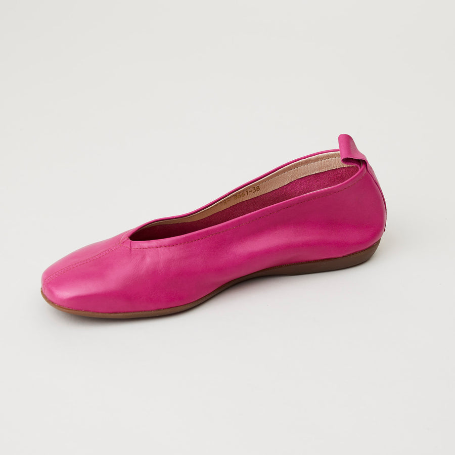 Wonders Fuschia Leather Flat Pumps - Nozomi