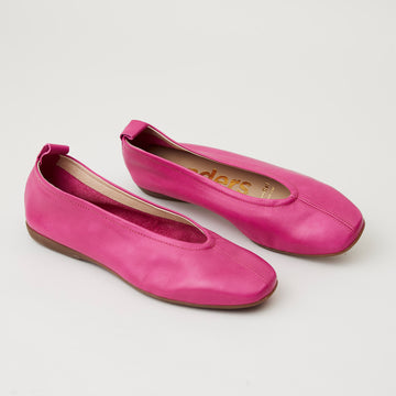 Wonders Fuschia Leather Flat Pumps - Nozomi